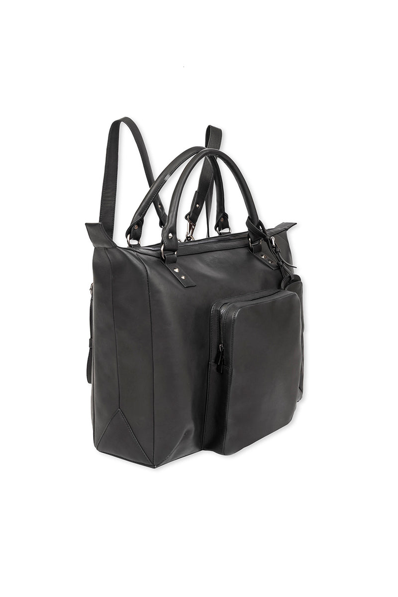 MESSENGER BAG IN BLACK