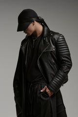 LEATHER TIE CAP IN BLACK