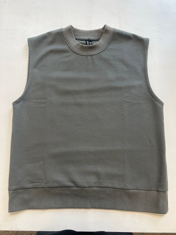 Sleeveless fleece sweatshirt sample in dark grey size L