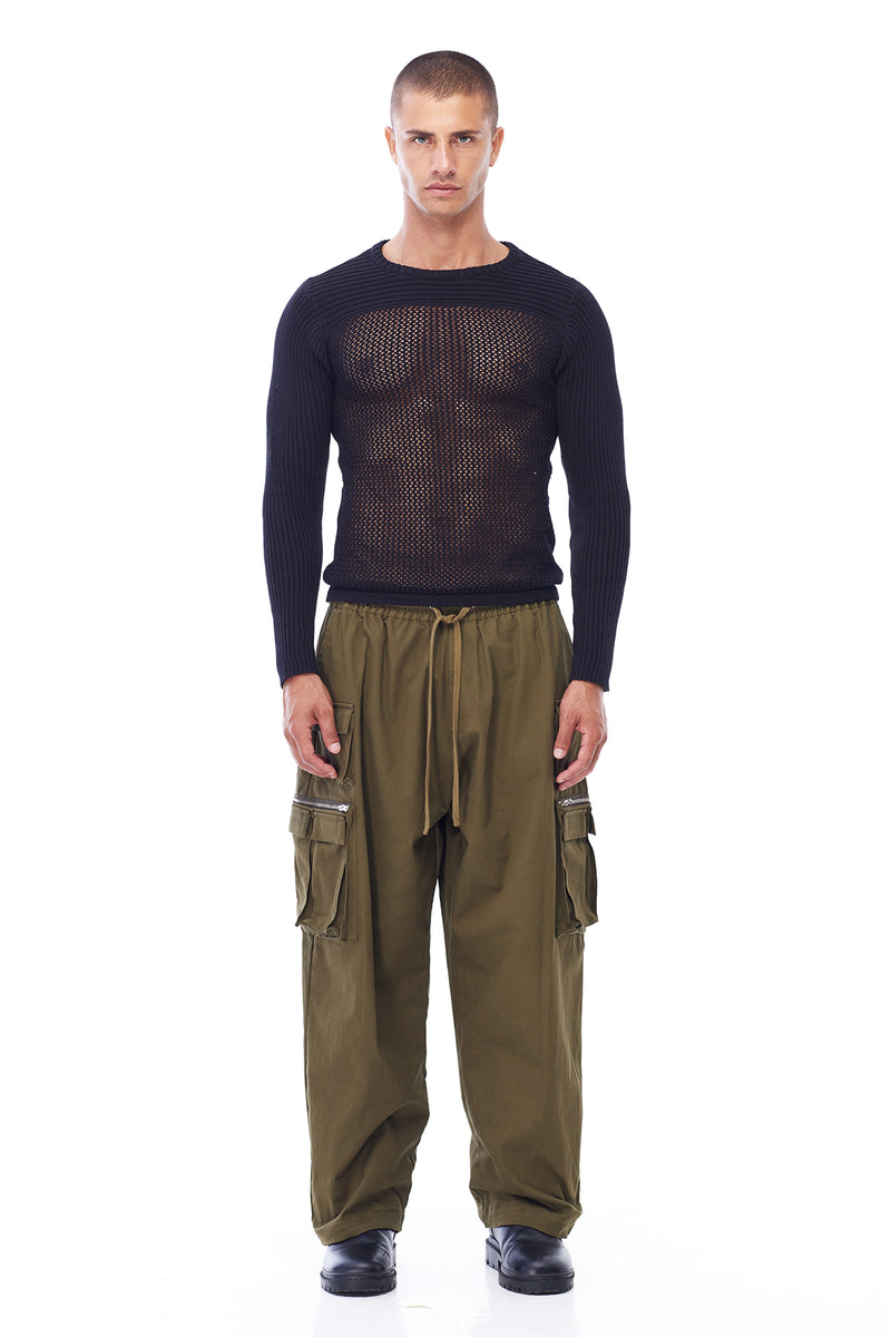 CARGO BOXER PANTS IN ARMY GREEN