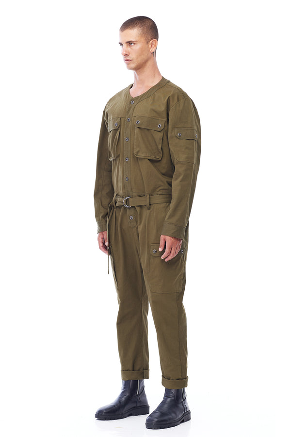 CARGO JUMPSUIT IN ARMY GREEN