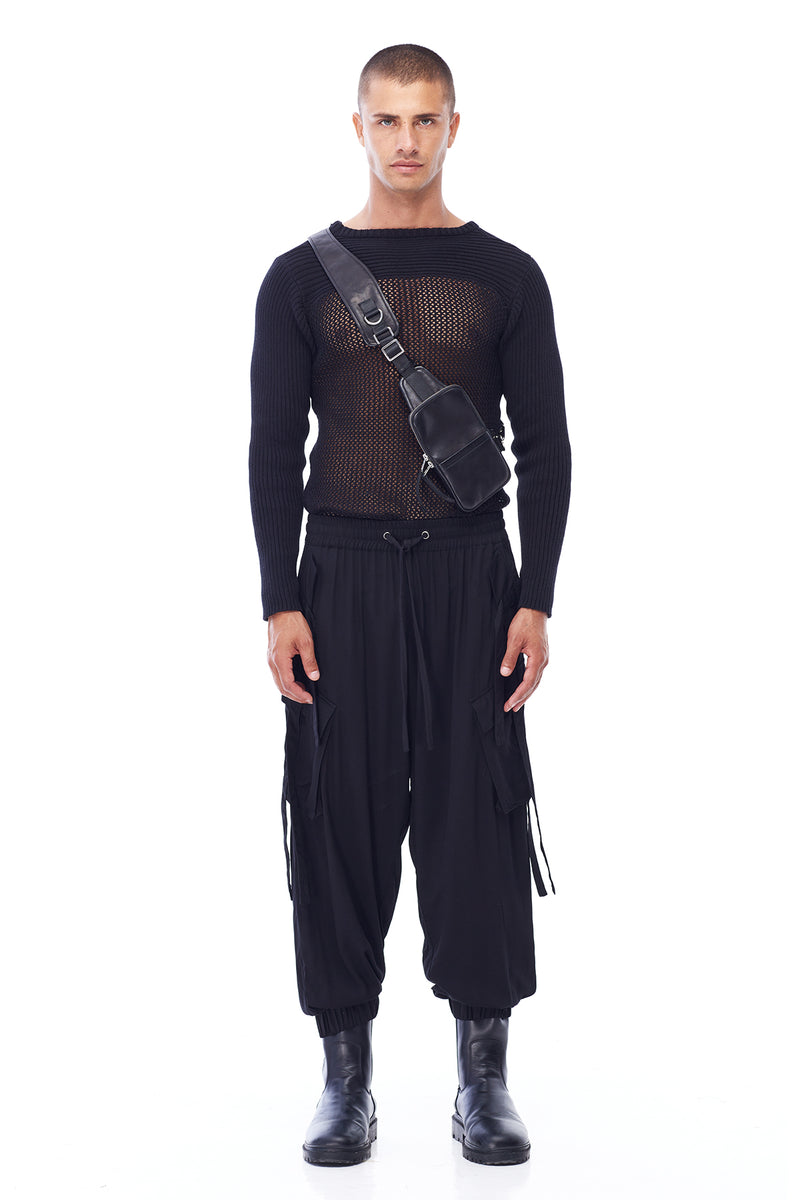 CARGO PANT IN BLACK LIGHTWEIGHT