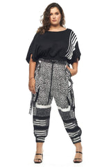 JONNY COTA WOMENS TOPS ATHLETIC CROP TOP IN BLACK