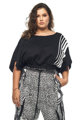 JONNY COTA WOMENS TOPS L / BLACK ATHLETIC CROP TOP IN BLACK