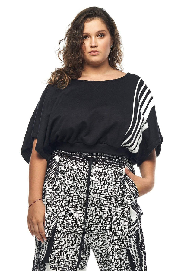 JONNY COTA WOMENS TOPS L / BLACK ATHLETIC CROP TOP IN BLACK